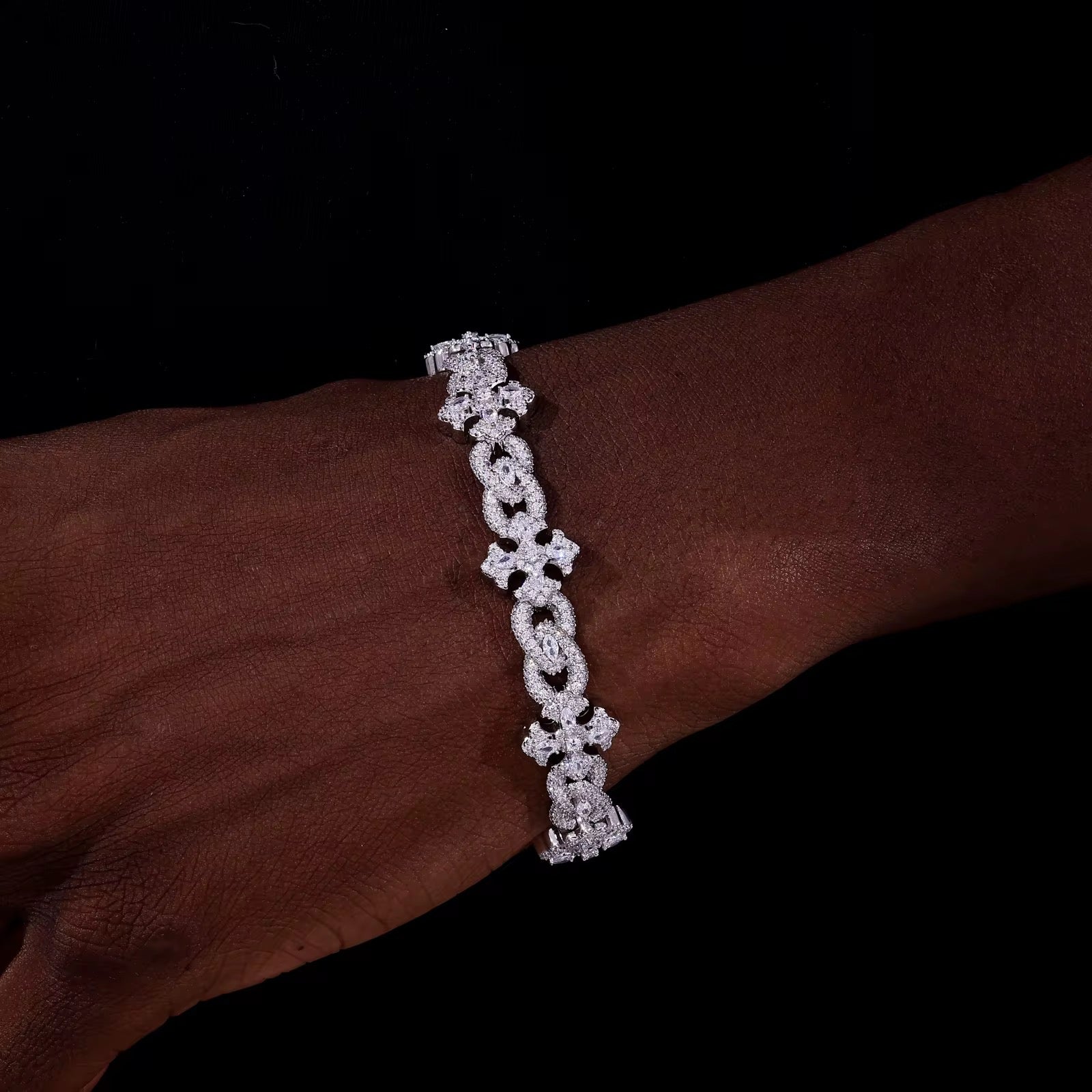 VERDANORA Cross & Infinity Iced Bracelet – VVS Moissanite – 925 Sterling Silver – 14mm