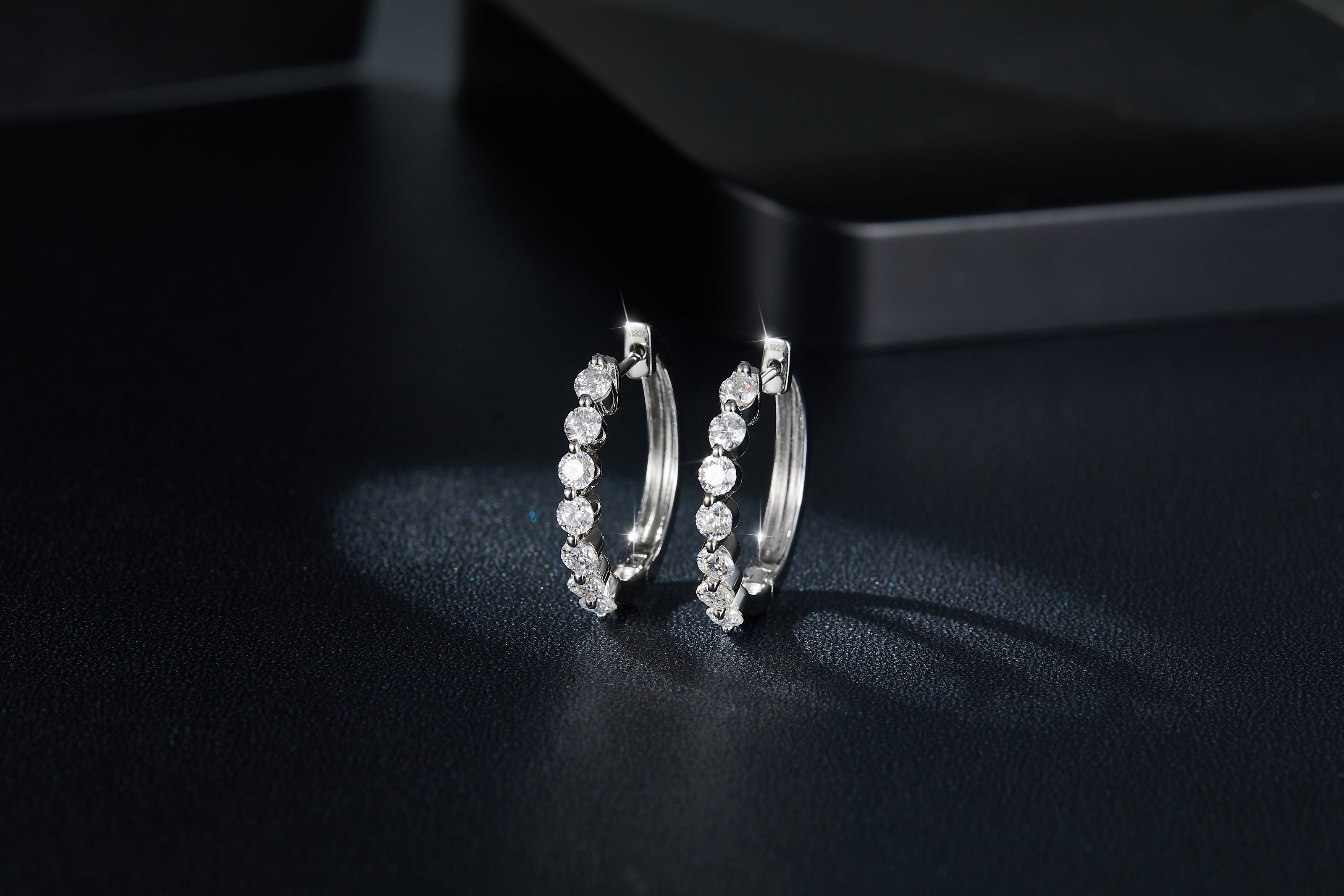 VERDANORA Moissanite Earrings (S925)