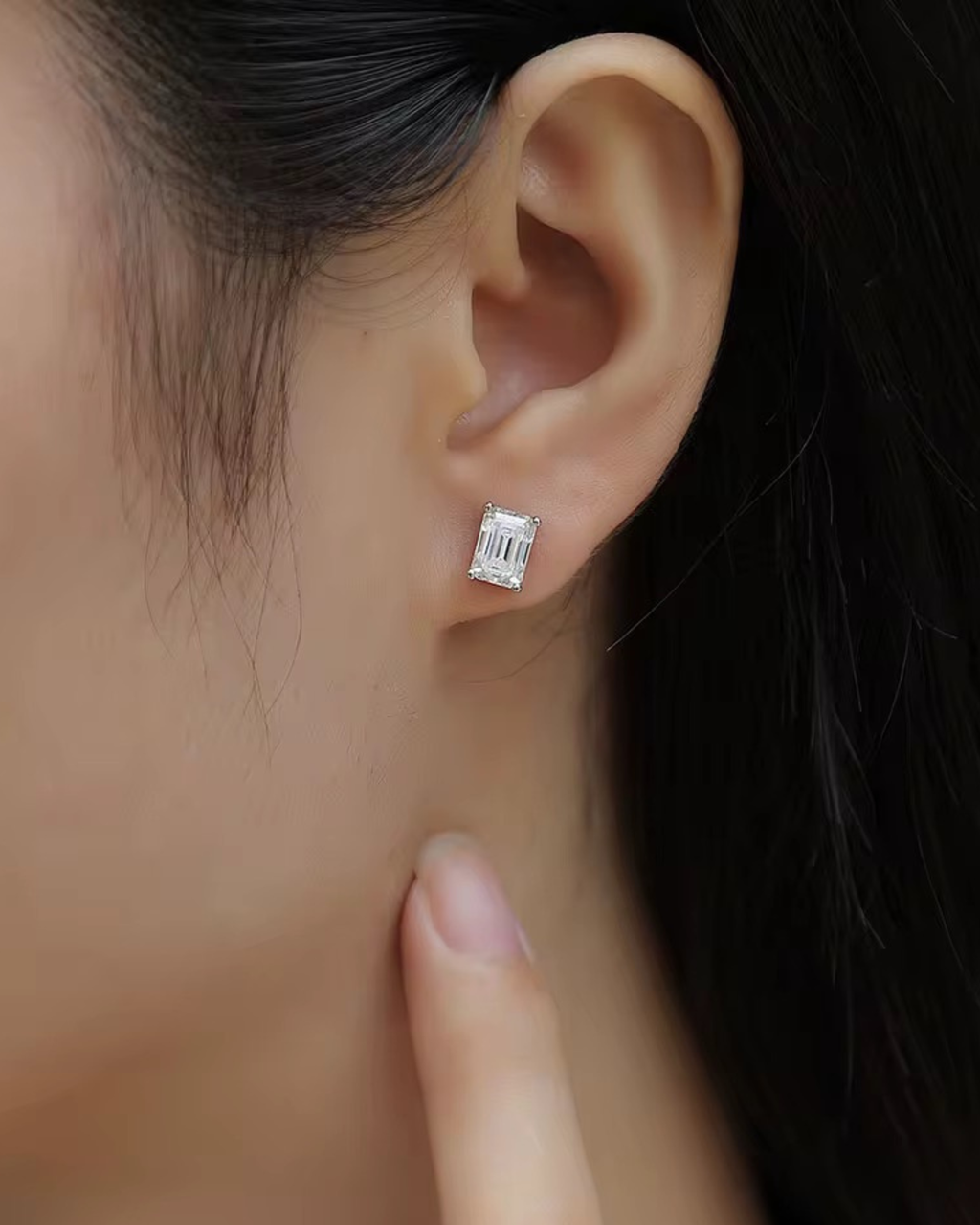 Verdanora Emerald Cut Moissanite Stud Earrings – 925 Sterling Silver, VVS Brilliance