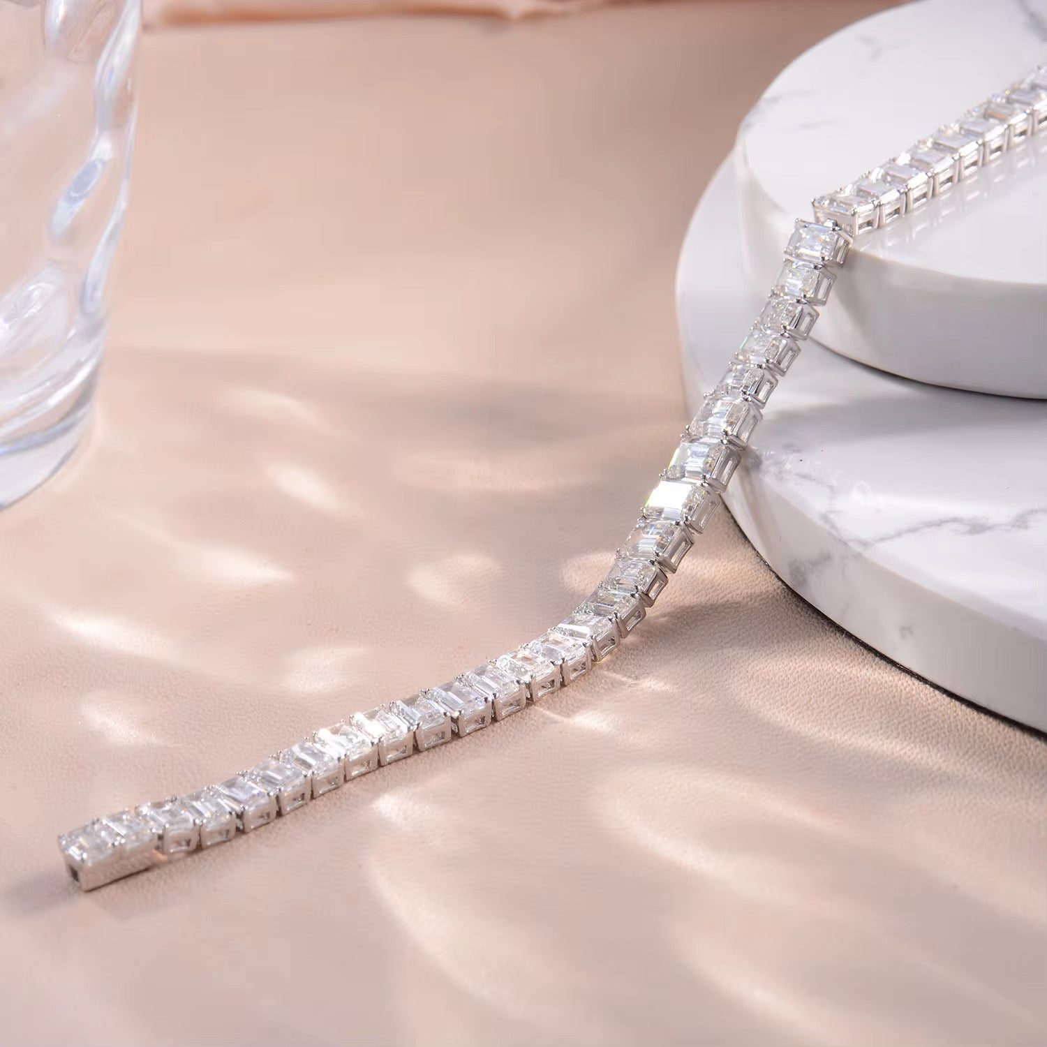 VERDANORA Emerald-Cut Tennis Bracelet – S925 Sterling Silver – 17cm (Moissanite / Zircon)